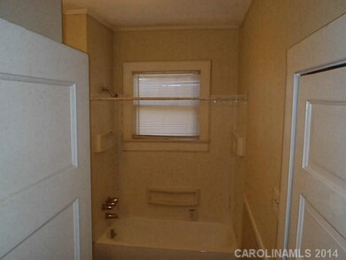 1124 Davie Ave, Statesville, NC 28677 - photo 6