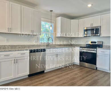 700 Abigail Taylor Dr unit A, Greenville, NC 27834 - photo 2