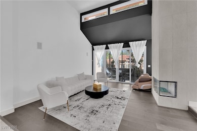 8170 Round Hills Cir, Las Vegas, NV 89113 - photo 3