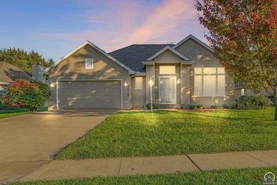 3912 SW Stonybrook Dr, Topeka, KS 66610 - photo 3