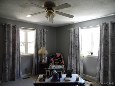 16 North St, Mannsville, OK 73447 - photo 5