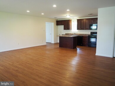 4340 Percy Ave, Chambersburg, PA 17202 - photo 2