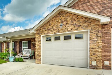 1902 Applebrook Dr. HD-8