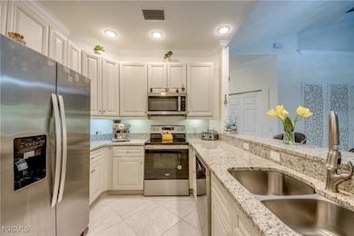 1051 Winding Pines Cir unit 203, Cape Coral, FL 33909 - photo 4