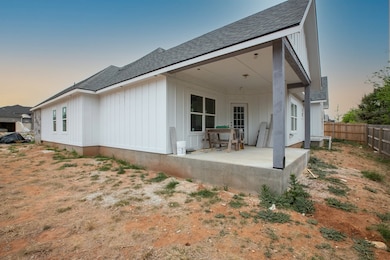 117 Parlin Ln, Fredericksburg, TX 78624 - photo 3