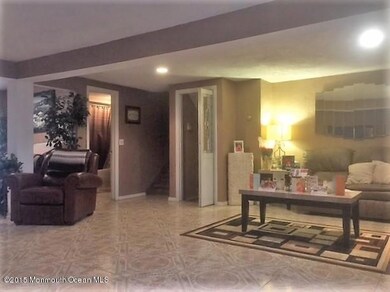 27 Neptune Place, Colonia, NJ 07067 - photo 4