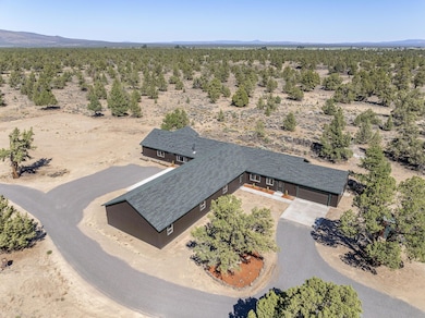 25480 Bachelor Ln, Bend, OR 97701 - photo 3