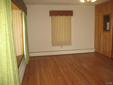 5126 Lincoln Ave, Whitehall, PA 18052 - photo 6