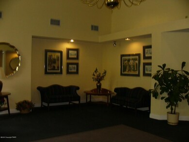 5 Village Cir unit 1204, Stroudsburg, PA 18360 - photo 4