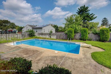 25-Pool