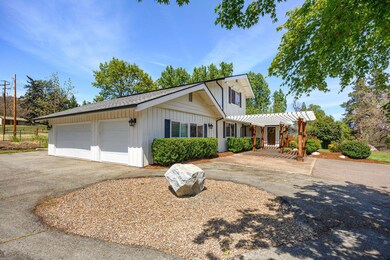 1765 Old Stage Rd, Central Point, OR 97502 - photo 4