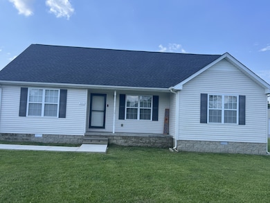 341 Trent Rd, Lafayette, TN 37083 - photo 2