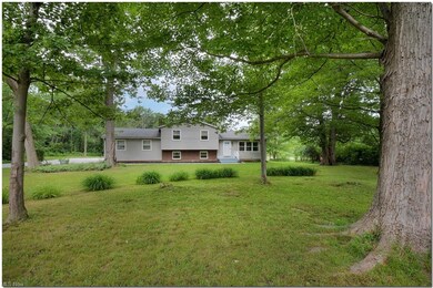 231 N Bissell Rd, Aurora, OH 44202 - photo 2