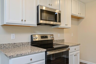 6010 Colton Blaine Ct, Crestview, FL 32539 - photo 4