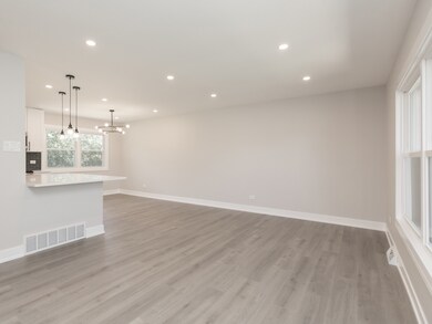 4717 175th Place, Country Club Hills, IL 60478 - photo 3