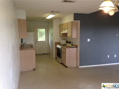 1625 Gordon St unit A, San Marcos, TX 78666 - photo 7