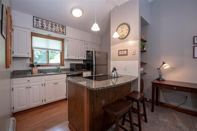253 Old Quechee Rd unit 4B, Hartford, VT 05001 - photo 5