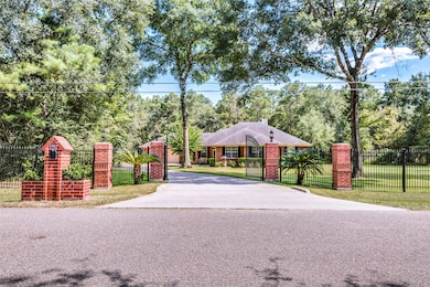 1702 Country Creek Ct, Magnolia, TX 77354 - photo 4