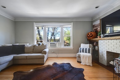 4257 N Lockwood Ave, Chicago, IL 60641 - photo 2