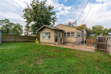 3131 6th Ave, Des Moines, IA 50313 - photo 6