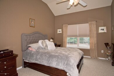 _RMJ2348 master bedroom