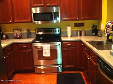 2305 Sunset Bluff Dr, Jacksonville, FL 32216 - photo 4