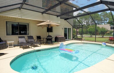 1235ChantillyBckPool5