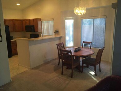 5959DrakeDining2
