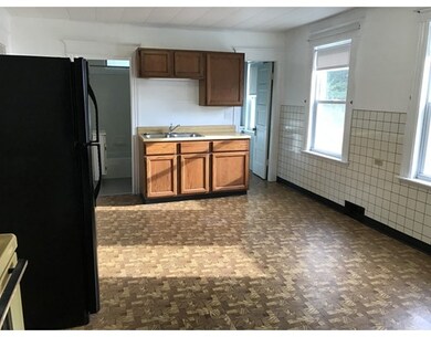 44 Church St unit 2, Easthampton, MA 01027 - photo 3