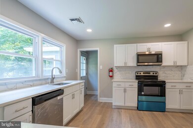 139 Hartner Ave, Somerdale, NJ 08083 - photo 5