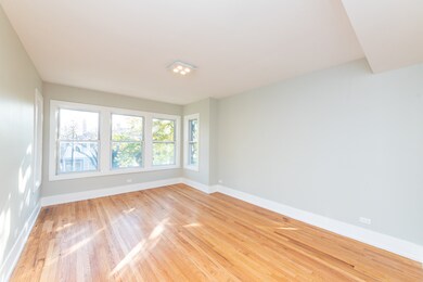 1122 W Addison St unit 2, Chicago, IL 60613 - photo 6