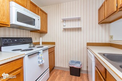 Kitchen_6298-SMALL