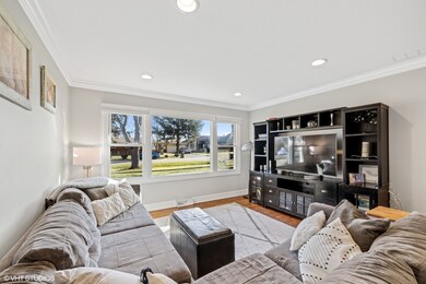 3905 Wilke Rd, Rolling Meadows, IL 60008 - photo 2