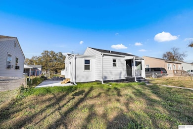 1620 E Cuming St, Fremont, NE 68025 - photo 2