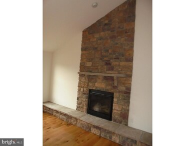 1382 Hendricks Rd, Pennsburg, PA 18073 - photo 6