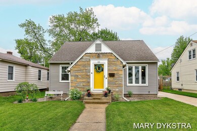 2-web-or-mls-268 W 15th St, Holland-28