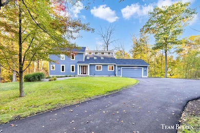 3442 Cascade Rd SE, Grand Rapids, MI 49546 - photo 2