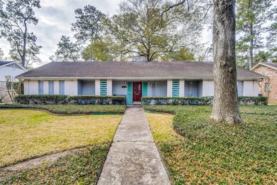 13823 Queensbury Ln, Houston, TX 77079 - photo 3