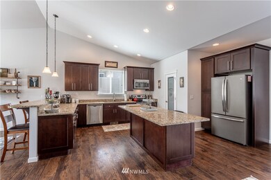 544 Circle St, Wenatchee, WA 98801 - photo 6