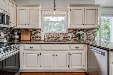 19713 W 97th St, Lenexa, KS 66220 - photo 5