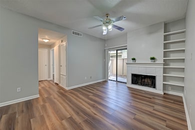 10049 Westpark Dr unit 135, Houston, TX 77042 - photo 7