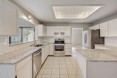 3955 Distant Moon Ct, Jacksonville, FL 32210 - photo 4