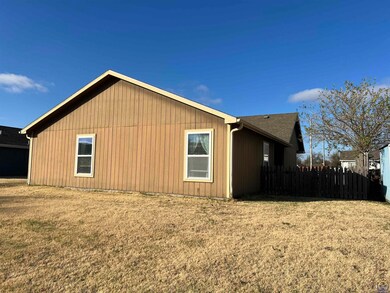 1519 SW 72nd Terrace, Topeka, KS 66619 - photo 2