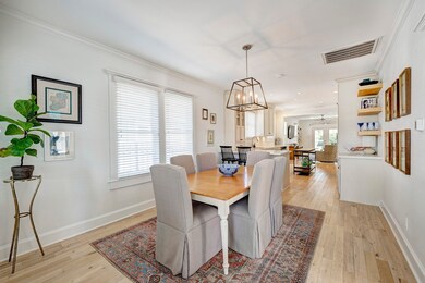 613 Aurora St, Houston, TX 77008 - photo 3