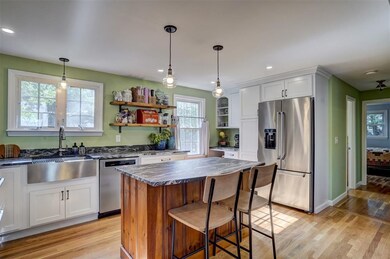 50 Denis St, Manchester, NH 03102 - photo 3