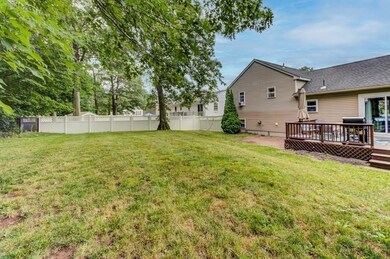 53 Santoro Rd, Worcester, MA 01606 - photo 5