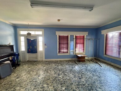 334 W 3rd St, Luverne, AL 36049 - photo 5