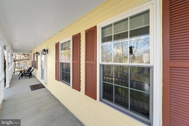 250 Owings Hill Ct, Owings, MD 20736 - photo 2