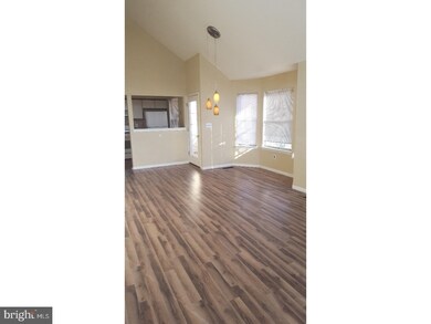 26 Dennis Ct, Hightstown, NJ 08520 - photo 5