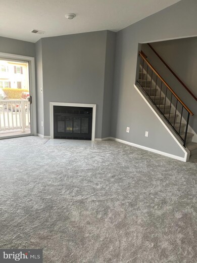 19953 Appledowre Cir, Germantown, MD 20876 - photo 5